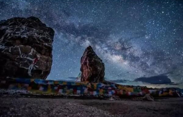 中国最适合星空摄影的十大胜地：茶卡盐湖榜上有名