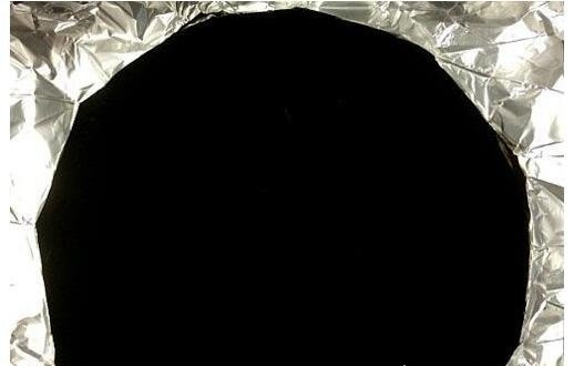世界上最黑的物质 纳米碳管黑体可以吸收99.965%的可见光