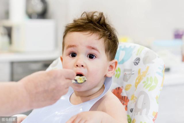 婴儿每天都吐奶原因有哪些 宝宝为什么总吐奶(3)