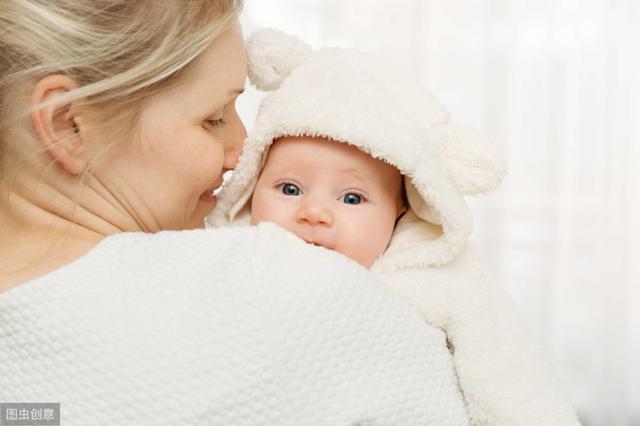 婴儿每天都吐奶原因有哪些 宝宝为什么总吐奶(1)