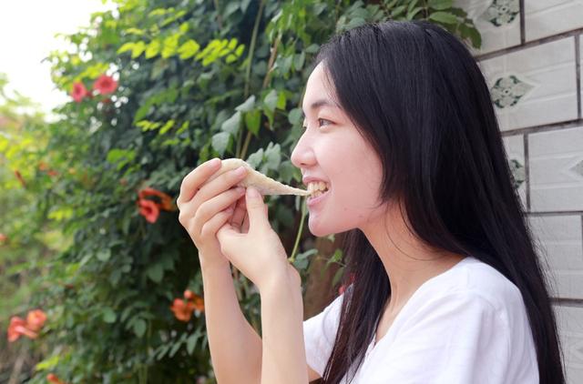 宁波手工麻糍配什么最好吃 古老传统的经典美食(24)