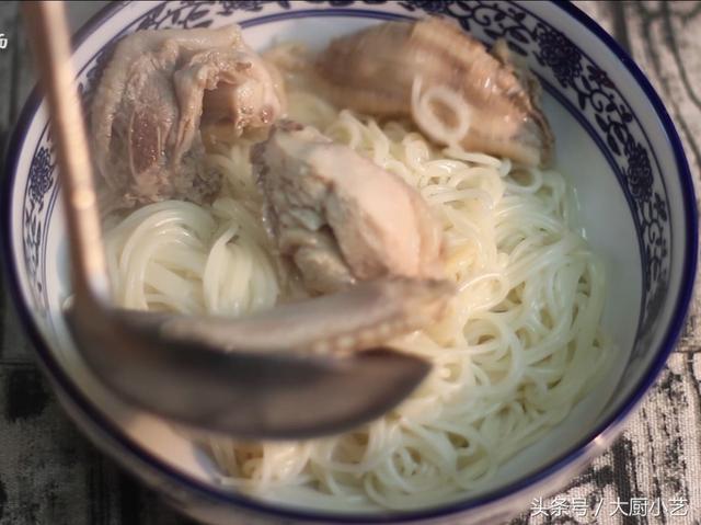 土鸡顿汤顿什么好 用土鸡炖一锅靓汤(8)