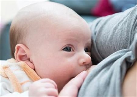 宝宝应该从几个月开始断夜奶 宝宝什么时候不需要喂夜奶(2)