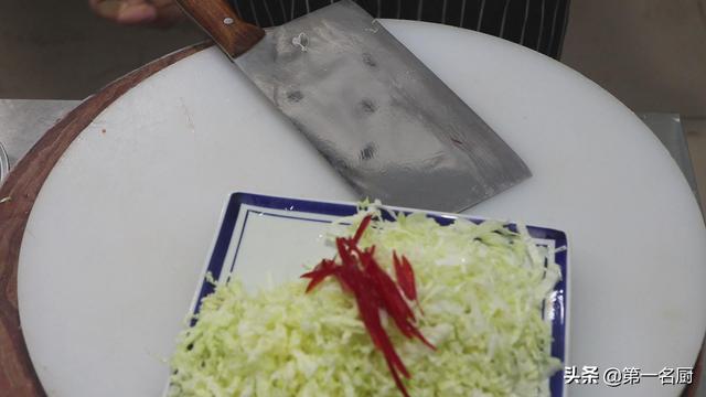 金丝白菜最正宗的做法 金丝拌白菜这样做(5)